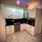 Deluxe - ' Andrei 2 ' - Neu In Lägenhetshotell Neuburg an Der Donau
