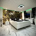 Deluxe - ' Andrei 2 ' - Neu In 3*